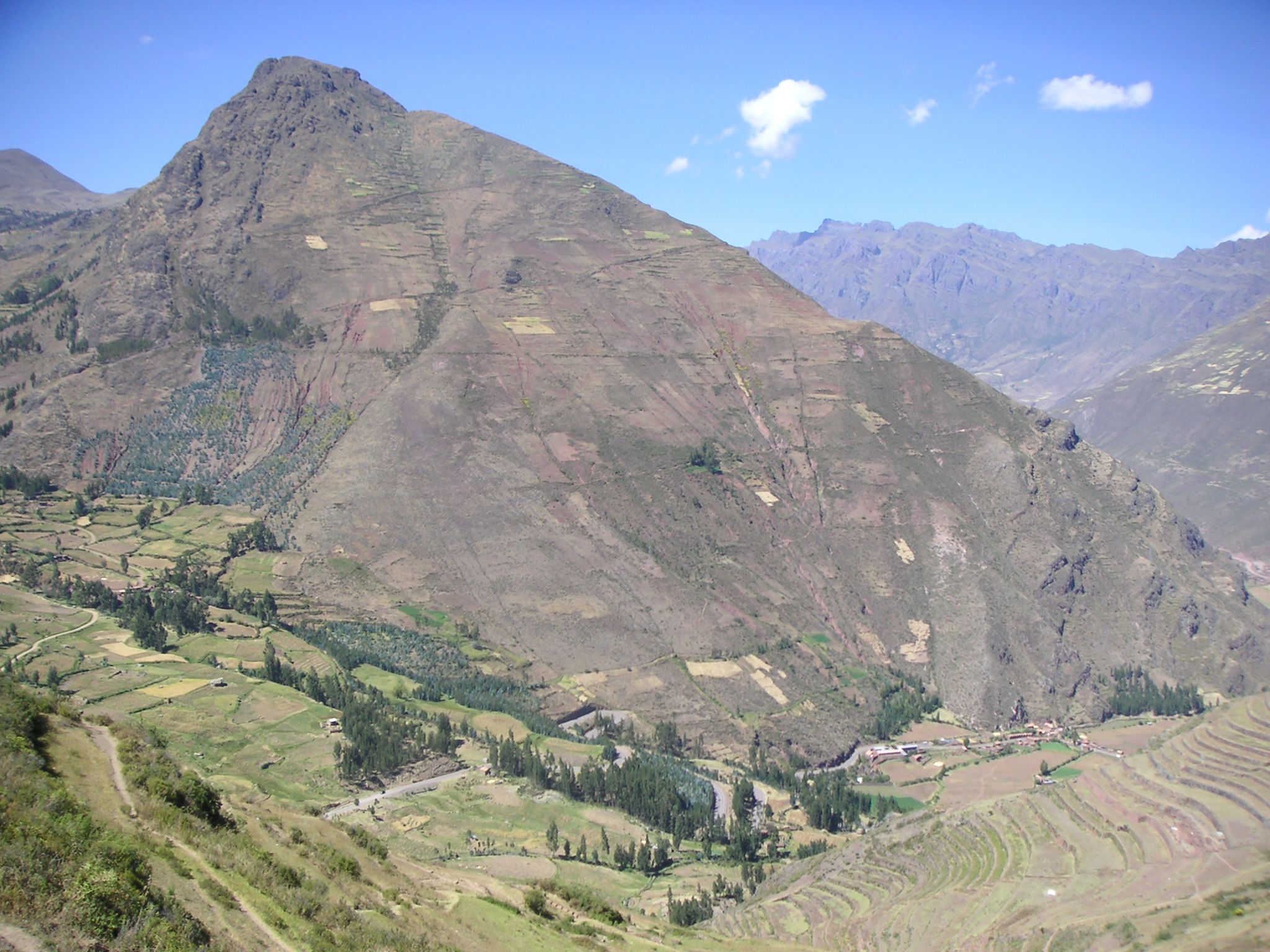 View from the trail leading to the Pisac ruins and town.