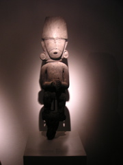 Exhibit in the Museo de Arte Precolombino, Cusco.