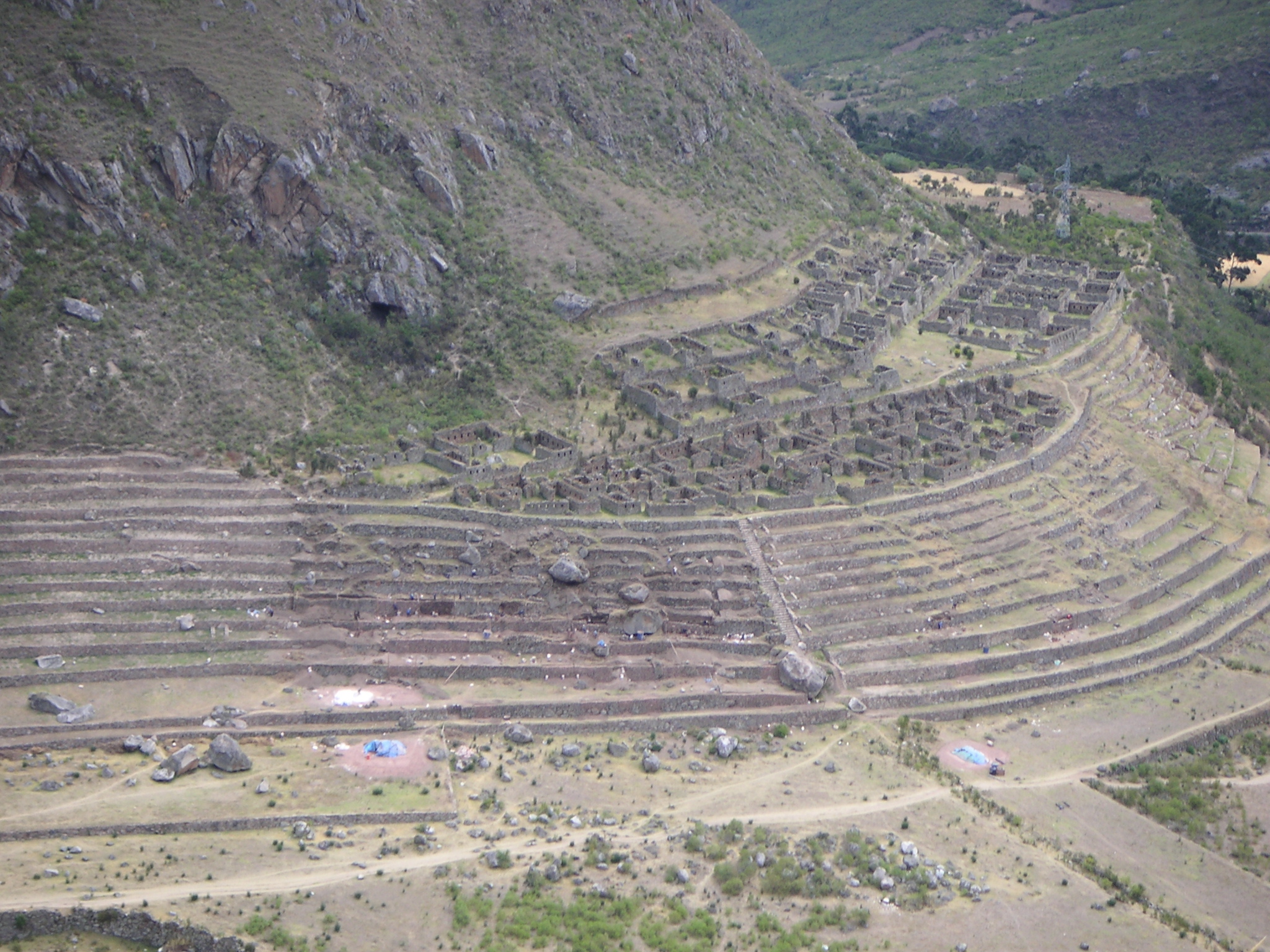 More ruins seen from the Inca trail.