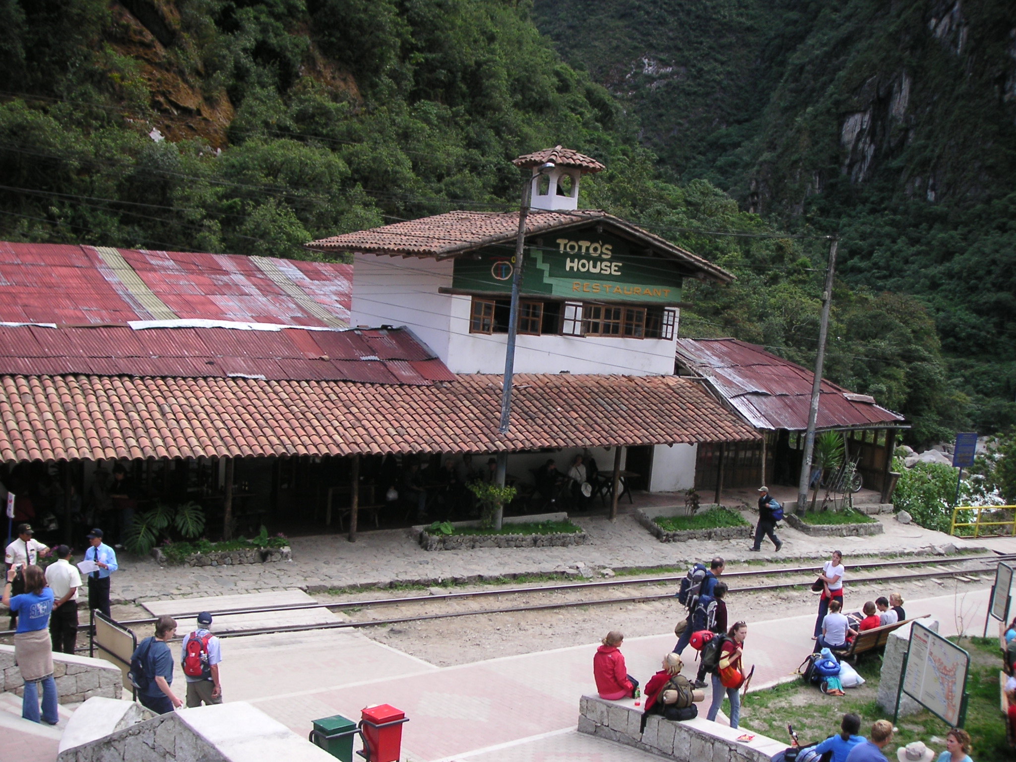 Toto's House restaurant behind the railroad tracks, Aguas Calientes.