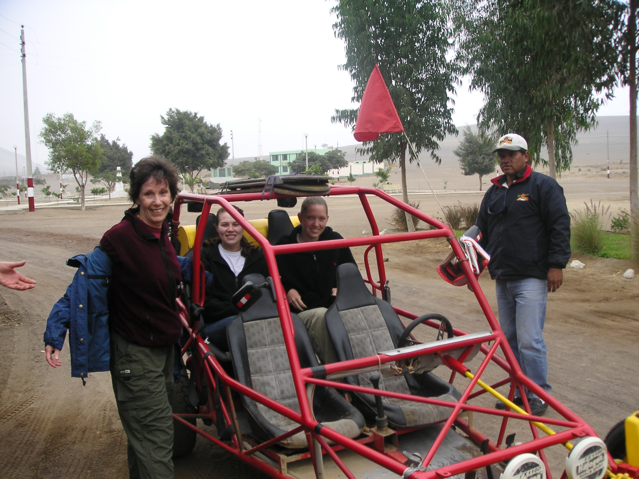 Olga, Marianne, and Megan just before the dune buggy ride through the desert (Hotel-Hacienda Ocucaje, Ica).