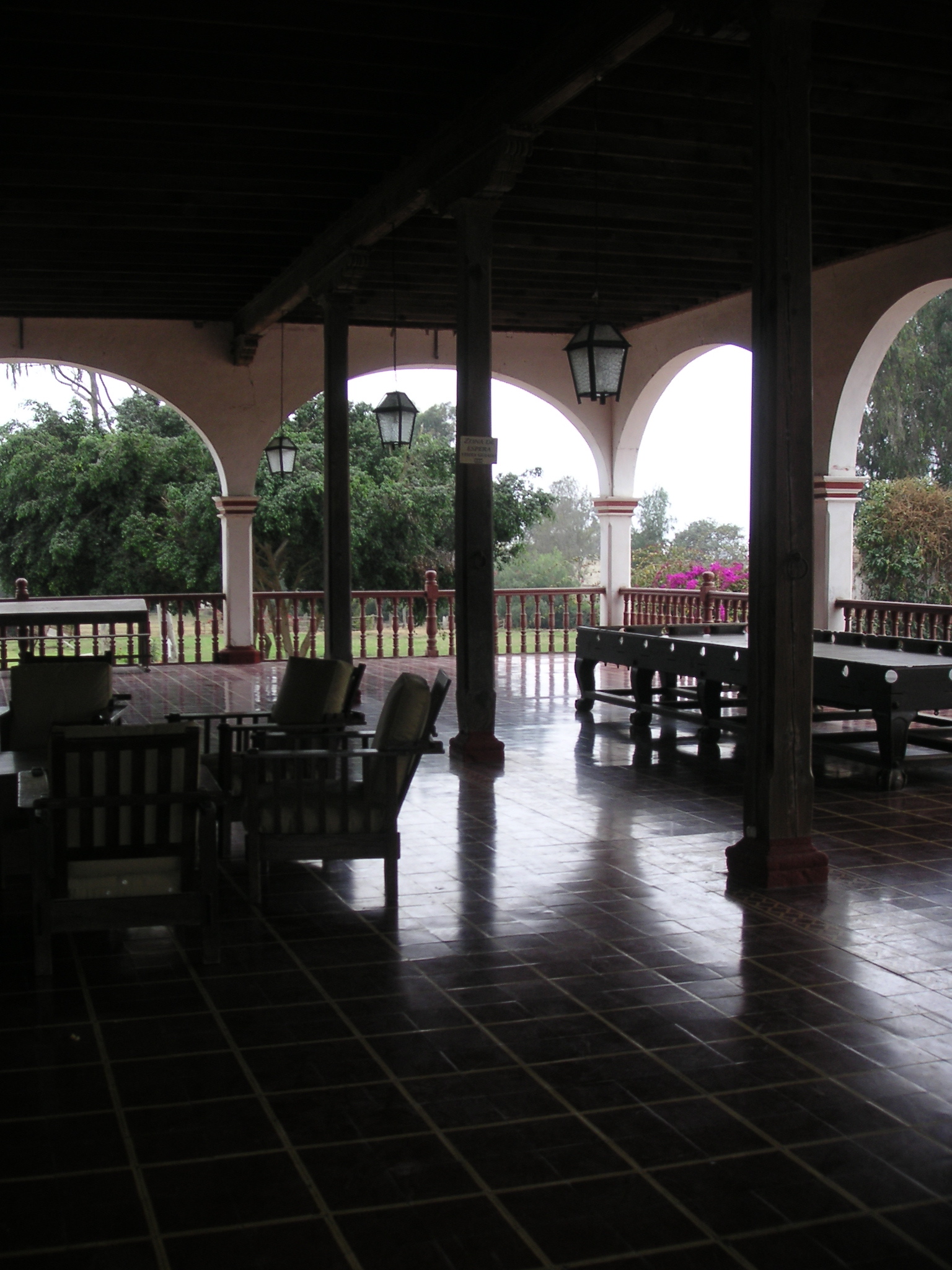 The front porch of the Hotel-Hacienda San José, Chincha.