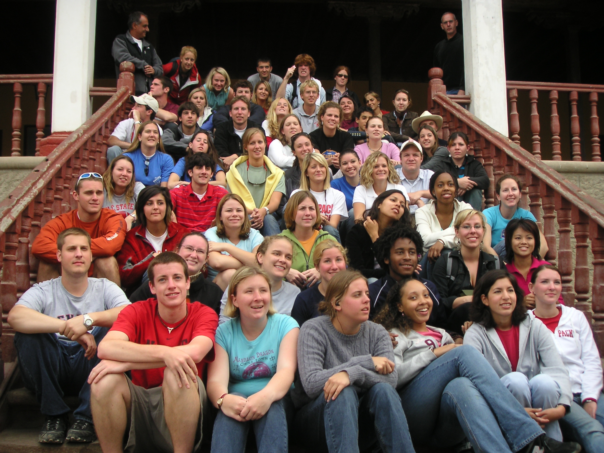 Group picture on the front steps of the Hotel-Hacienda San José, Chincha.