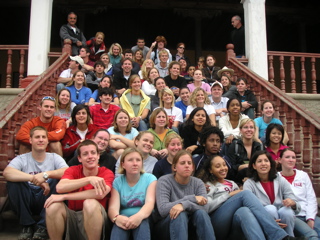 Group picture on the front steps of the Hotel-Hacienda San José, Chincha.