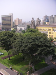 The view of Parque Kennedy, Miraflores, Lima, Perú from our classroom.