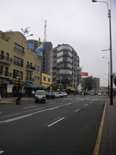 The streets in Miraflores, near our classroom.